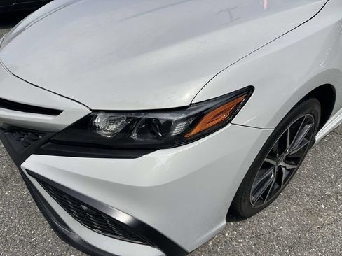 Used 2023 Toyota Camry SE FWD image 9