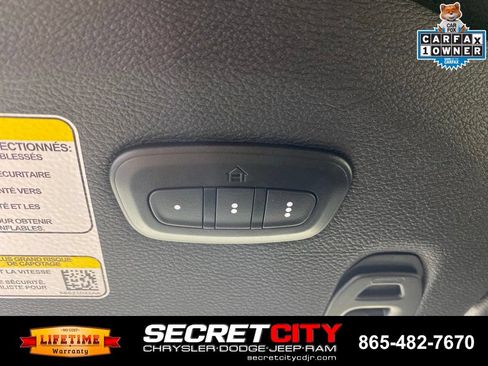 Used 2024 Jeep Wrangler Unlimited Rubicon 4xe w/ Technology Group AWD/4WD image 19