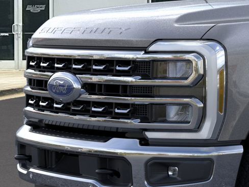 New 2025 Ford F350 Lariat w/ Lariat Ultimate Package image 17