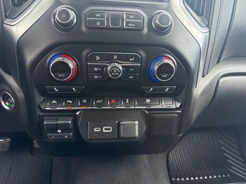 Used 2020 Chevrolet Silverado 1500 LT w/ All-Star Edition AWD/4WD image 20
