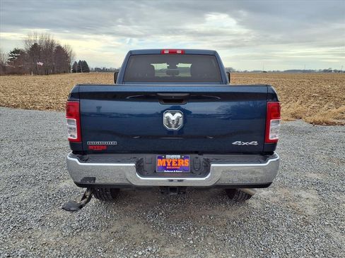 Used 2024 RAM 2500 Big Horn w/ Bed Utility Group image 10