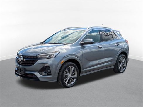 Used 2022 Buick Encore GX Essence w/ Advanced Technology Package image 5