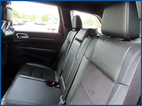 Used 2015 Jeep Grand Cherokee Altitude AWD/4WD image 10