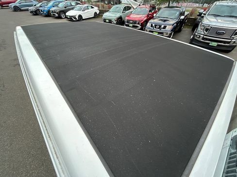 Used 2020 Jeep Wrangler Unlimited Sahara image 29