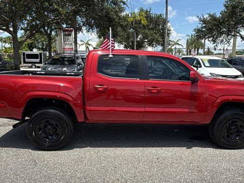 Used 2023 Toyota Tacoma SR w/ SR Convenience Package RWD image 9