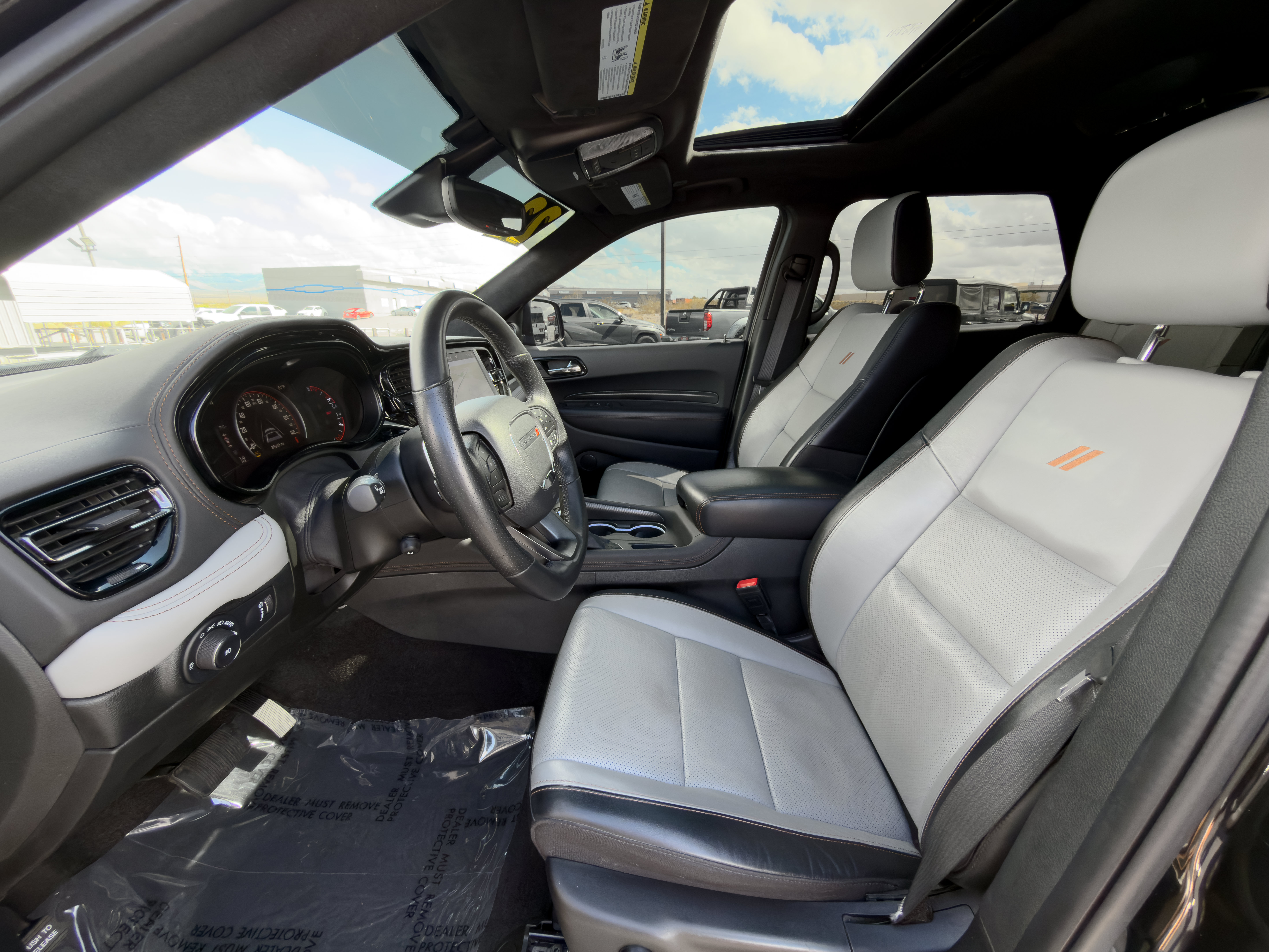 Used 2022 Dodge Durango R/T RWD image 12