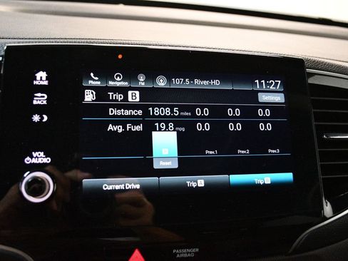 Used 2022 Honda Pilot TrailSport image 59