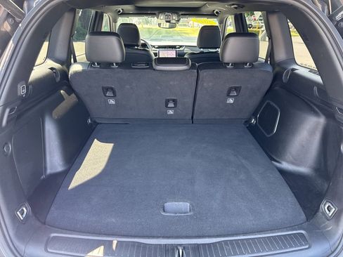 Used 2024 Jeep Grand Cherokee Limited 4xe image 7