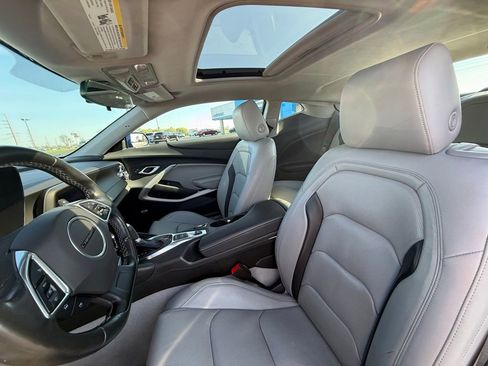 Used 2022 Chevrolet Camaro LT w/ RS Package image 14