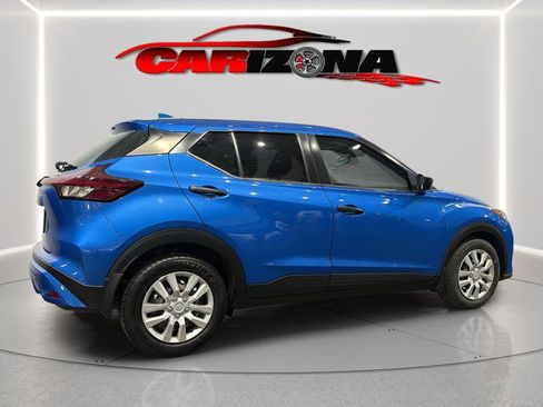 Used 2021 Nissan Kicks S image 10