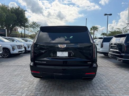 Used 2025 Cadillac Escalade Sport w/ Touring Package AWD/4WD image 6