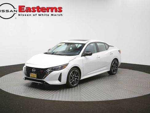 Used 2024 Nissan Sentra SR w/ SR Premium Package FWD image 55