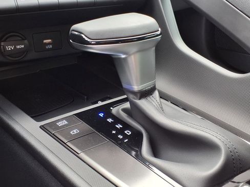 Used 2025 Hyundai Elantra Sport w/ Cargo Package image 23