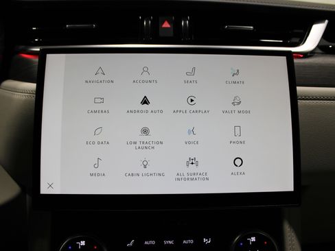 Used 2022 Jaguar F-PACE S image 19