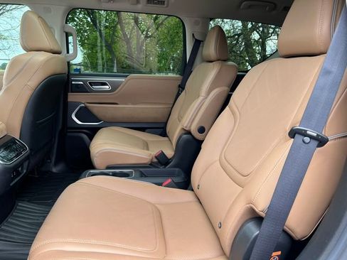 Used 2025 INFINITI QX80 Luxe w/ Cargo Package AWD/4WD image 4