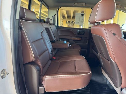 Used 2015 Chevrolet Silverado 2500 High Country w/ Duramax Plus Package image 25