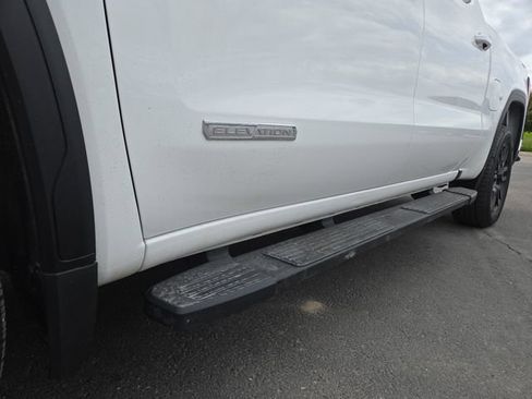 Used 2025 GMC Sierra 1500 Elevation AWD/4WD image 9