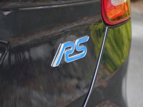 Used 2017 Ford Focus RS AWD/4WD image 23