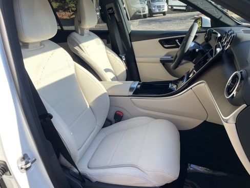 New 2026 Mercedes-Benz GLC 300 4MATIC image 44