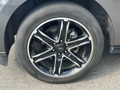 Used 2020 Ford Expedition Limited w/ Equipment Group 303A AWD/4WD image 16