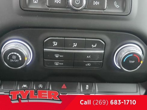 Used 2022 Chevrolet Silverado 1500 W/T w/ Trailering Package image 35