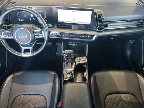 Used 2025 Kia Sportage X-Line AWD/4WD image 3
