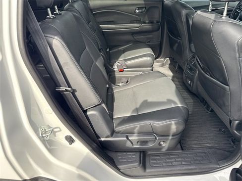 Used 2022 Honda Pilot Elite image 35