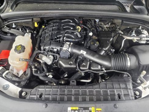 Used 2023 Jeep Grand Cherokee L Limited w/ Luxury Tech Group II image 30