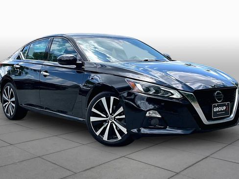 Used 2021 Nissan Altima 2.5 Platinum AWD/4WD image 3