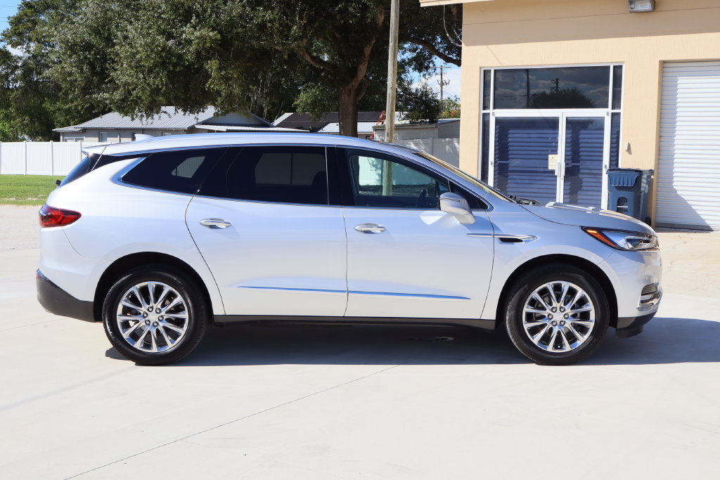 Certified 2021 Buick Enclave Premium w/ Sun and Sites Package FWD image 10