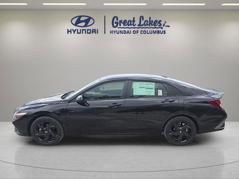 New 2026 Hyundai Elantra Sport FWD image 8