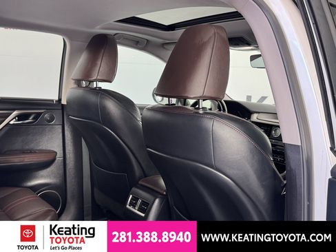 Used 2018 Lexus RX 350L Luxury w/ Accessory Package FWD image 19