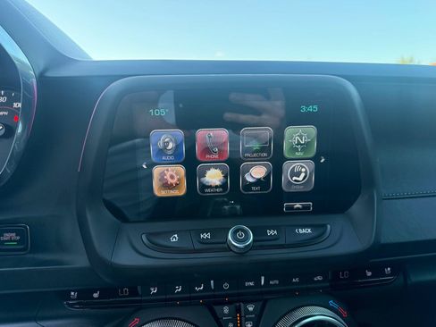 Used 2017 Chevrolet Camaro SS RWD image 18