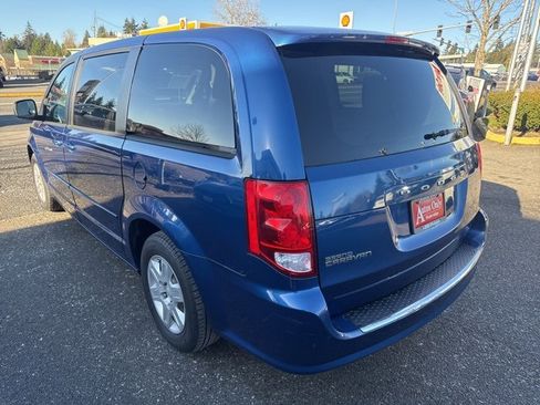 Used 2011 Dodge Grand Caravan Express image 7