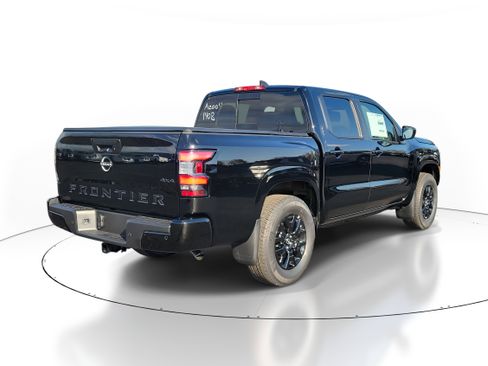 New 2026 Nissan Frontier SV w/ SV Convenience Package AWD/4WD image 4