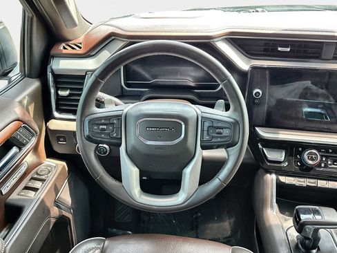 Used 2022 GMC Sierra 1500 Denali w/ Denali Reserve Package AWD/4WD image 22