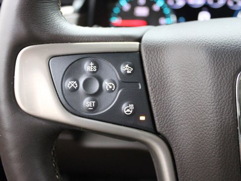 Used 2017 GMC Yukon Denali w/ Open Road Package AWD/4WD image 28