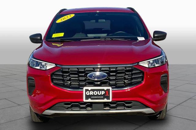 Certified 2023 Ford Escape ST-Line w/ Tech Pack #1 AWD/4WD image 4