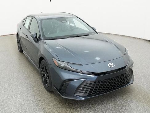 New 2026 Toyota Camry SE image 17