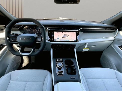 New 2026 Jeep Cherokee Laredo AWD/4WD image 10