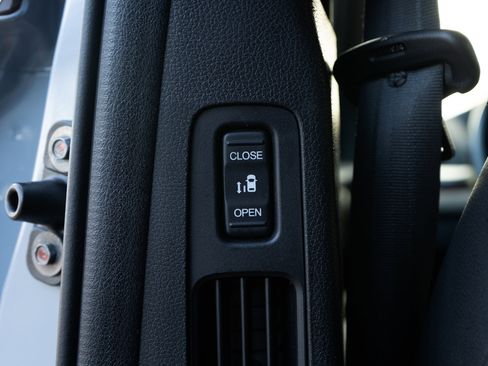 Certified 2024 Honda Odyssey Sport image 42