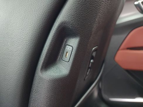 Used 2023 Kia Sportage SX image 39