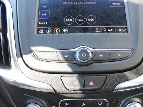 Used 2024 Chevrolet Equinox LT image 20