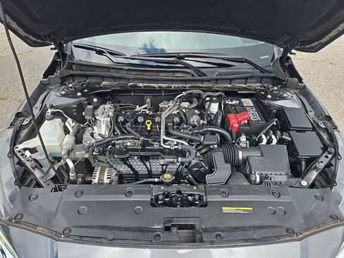 Used 2023 Nissan Altima 2.5 SV FWD image 24