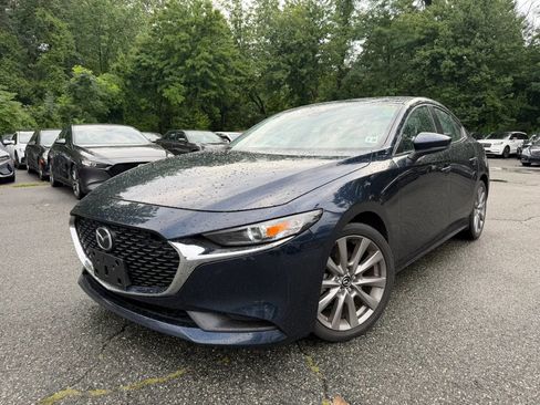 Used 2021 MAZDA MAZDA3 s FWD image 1
