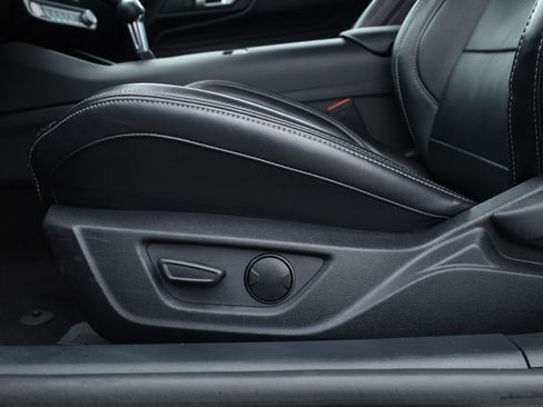 Used 2024 Ford Mustang Premium image 21