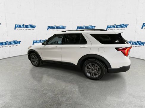 Used 2026 Ford Explorer Active w/ Active Comfort Package AWD/4WD image 7