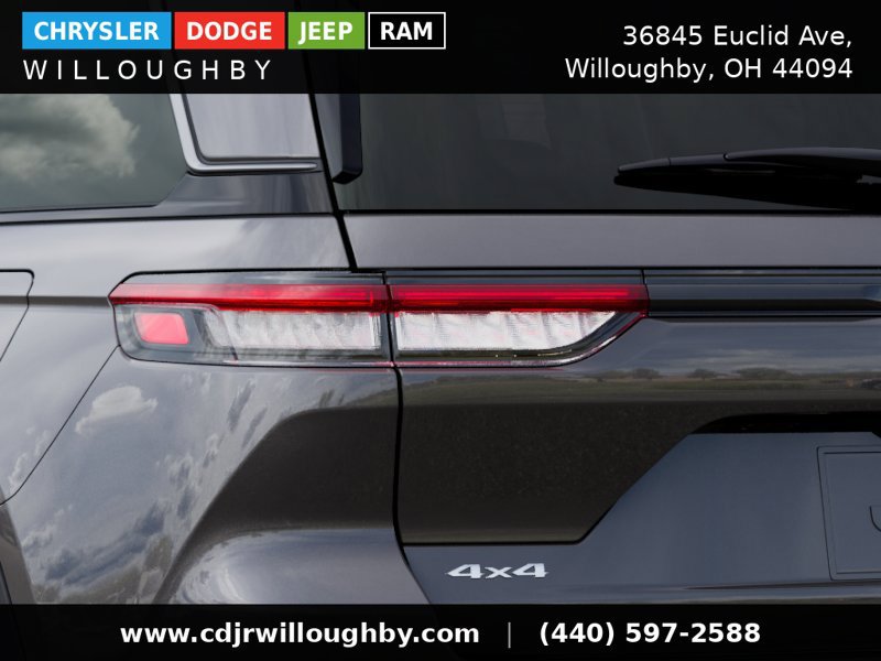 New 2026 Jeep Grand Cherokee Limited w/ Limited Altitude Package AWD/4WD image 11
