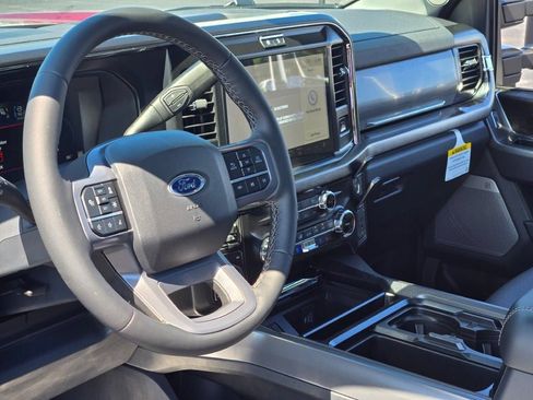 New 2026 Ford F250 Lariat w/ Black Appearance Package AWD/4WD image 28
