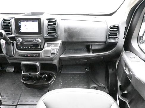 Used 2025 RAM ProMaster 2500 w/ Convenience Group FWD image 26